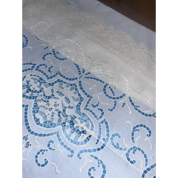 COPY - Vintage Crochet White Tablecloth 105x72 New - Picture 4 of 5